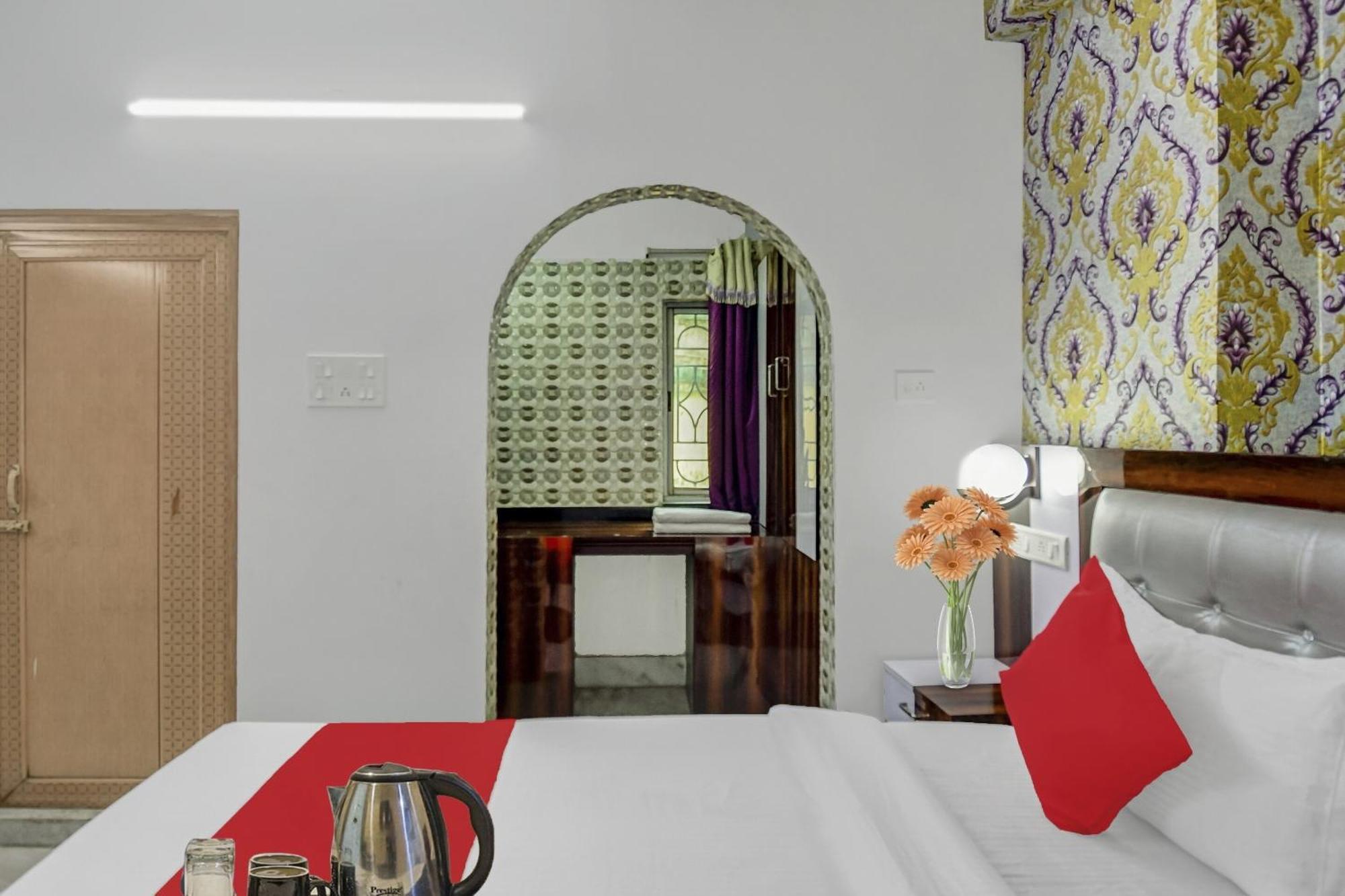 O Starlight 3* Kolkata